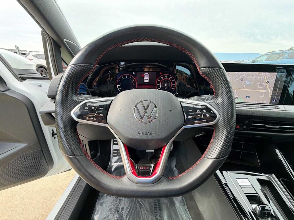 Thumbnail: 2023 Volkswagen Golf - 12