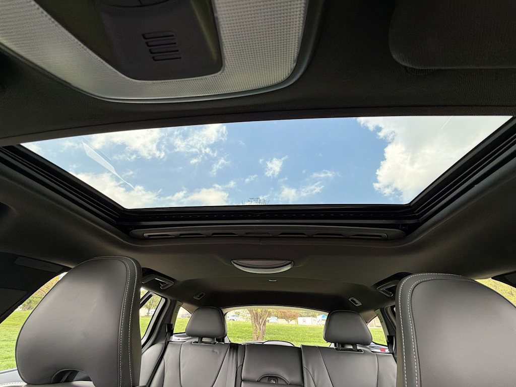 Thumbnail: 2017 Volvo V60 - 25