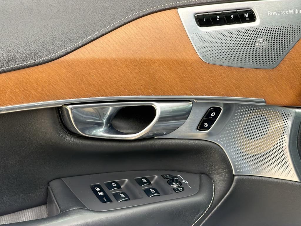 Thumbnail: 2019 Volvo XC90 - 23