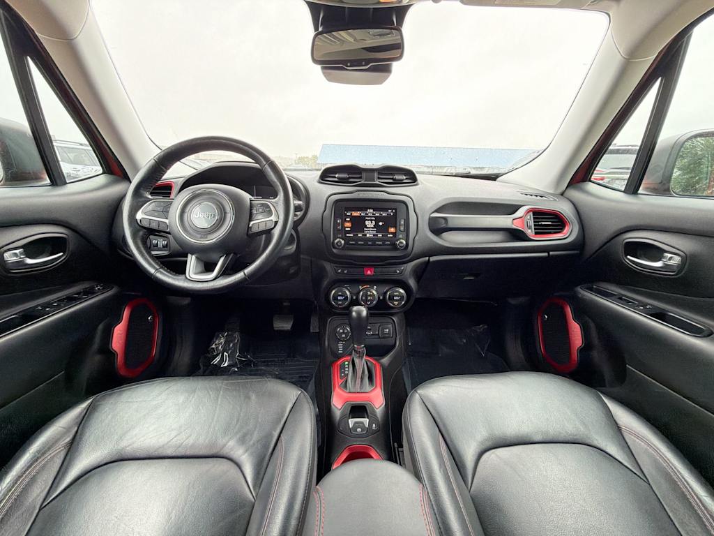 Thumbnail: 2017 Jeep Renegade - 10
