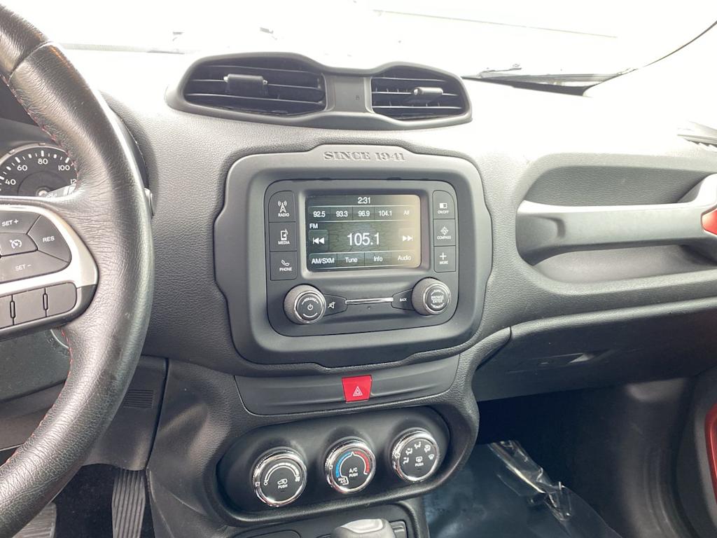 2016 Jeep Renegade Trailhawk 14