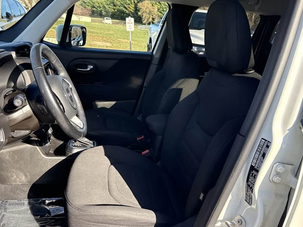 Thumbnail: 2020 Jeep Renegade - 11