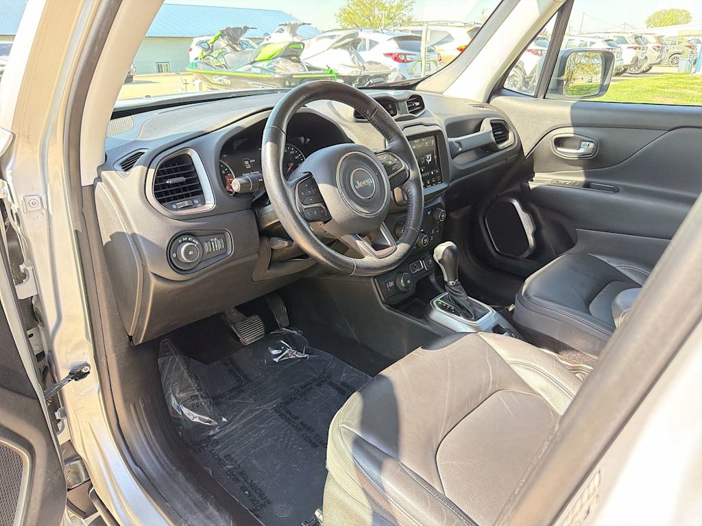 Thumbnail: 2019 Jeep Renegade - 2
