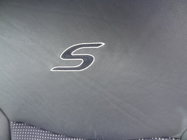 Thumbnail: 2013 Chrysler 200 - 3