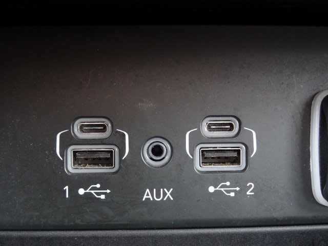 Thumbnail: 2023 Jeep Grand Cherokee - 35