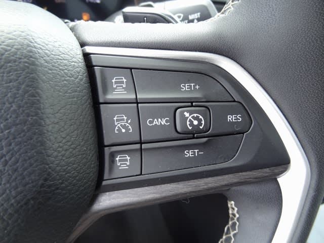 Thumbnail: 2023 Jeep Grand Cherokee - 29