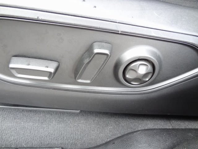 Thumbnail: 2023 Jeep Grand Cherokee - 21