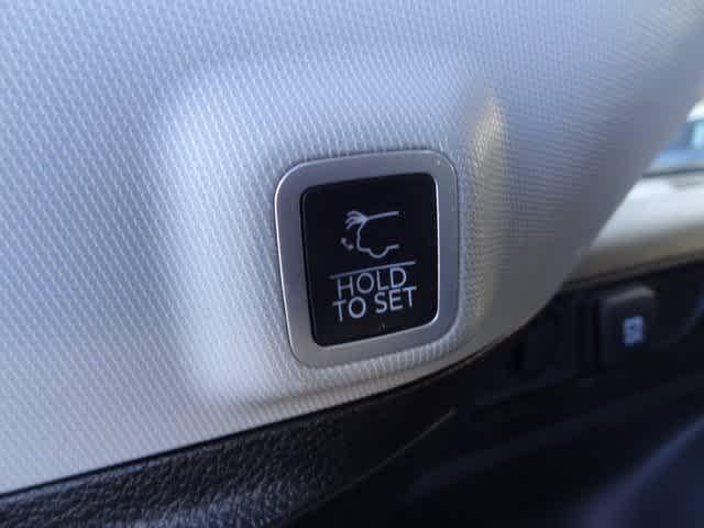 Thumbnail: 2023 Jeep Grand Cherokee - 19