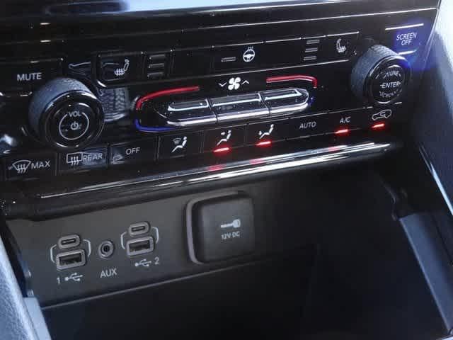 Thumbnail: 2023 Jeep Grand Cherokee - 32