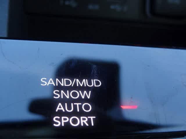 Thumbnail: 2023 Jeep Grand Cherokee - 35