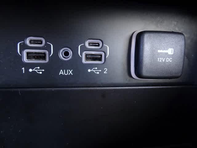 Thumbnail: 2023 Jeep Grand Cherokee - 34