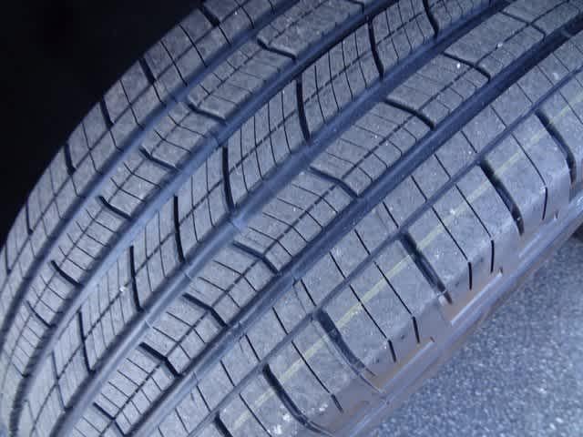 Thumbnail: 2023 Jeep Grand Cherokee - 42