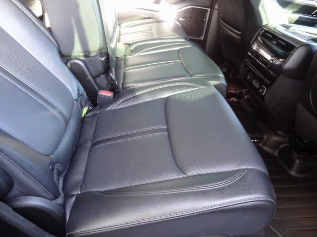 Thumbnail: 2022 Jeep Wagoneer - 24