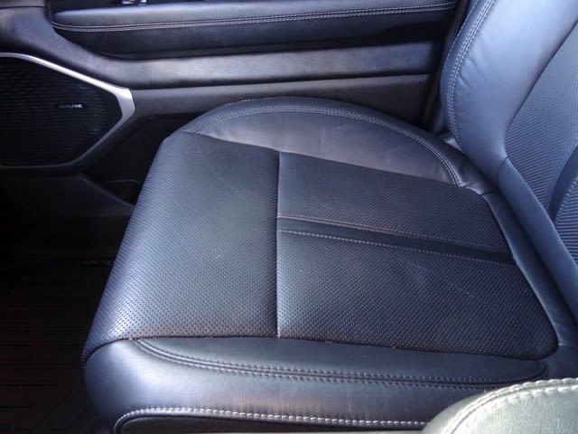 Thumbnail: 2022 Jeep Wagoneer - 6