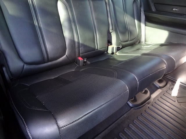 Thumbnail: 2022 Jeep Wagoneer - 25