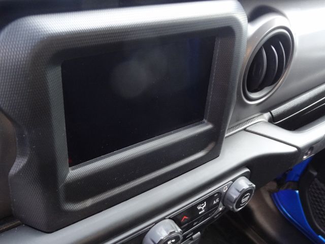 Thumbnail: 2021 Jeep Gladiator - 4