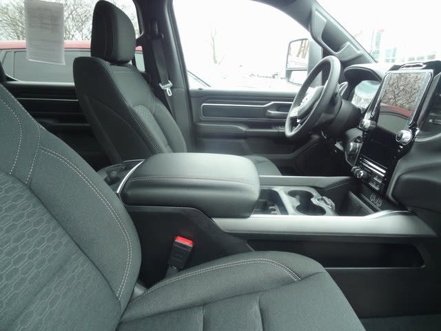 Thumbnail: 2025 RAM 1500 - 8