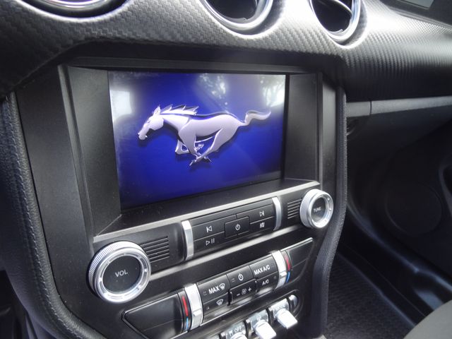 Thumbnail: 2022 Ford Mustang - 8