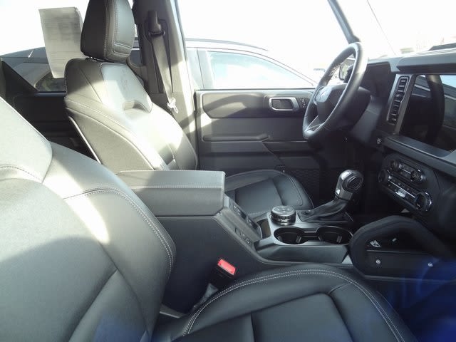 Thumbnail: 2025 Ford Bronco - 8