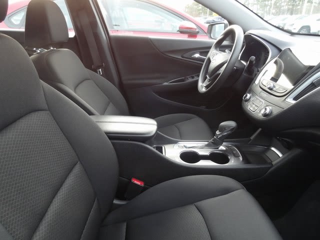 Thumbnail: 2023 Chevrolet Malibu - 7