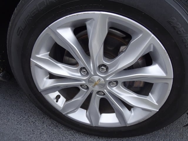 Thumbnail: 2023 Chevrolet Malibu - 15