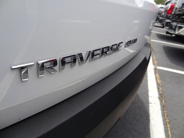 Thumbnail: 2023 Chevrolet Traverse - 4