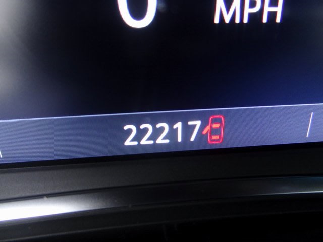 Thumbnail: 2023 Chevrolet Traverse - 14