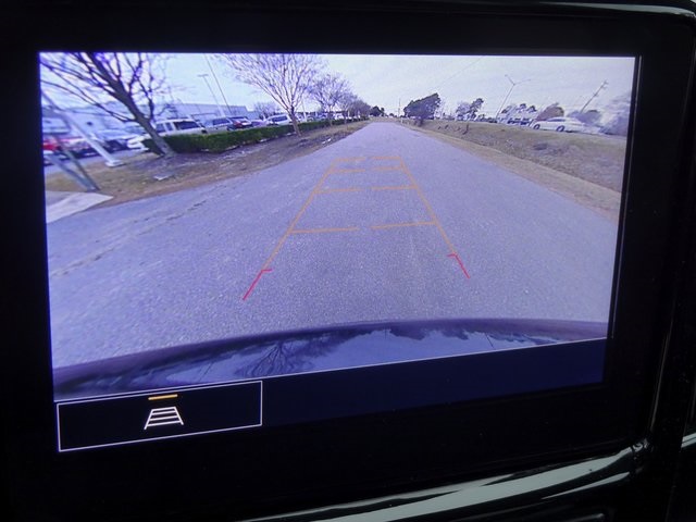 Thumbnail: 2023 Chevrolet Traverse - 34