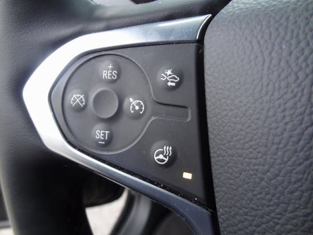 Thumbnail: 2023 Chevrolet Traverse - 27