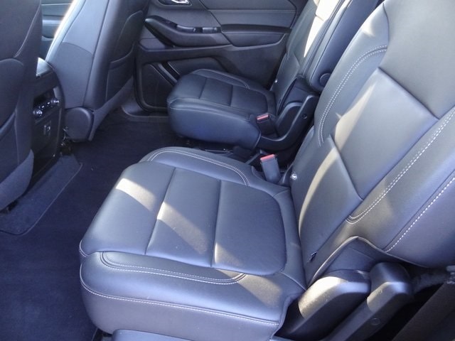2022 Chevrolet Traverse LT 12