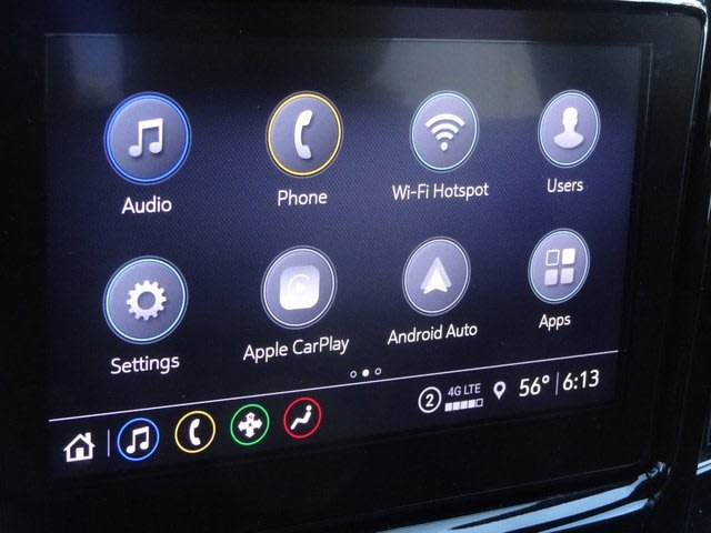 2022 Chevrolet Traverse LT 13