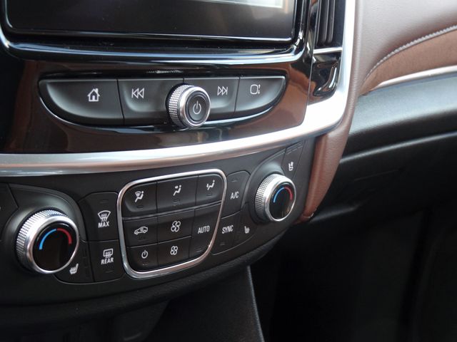Thumbnail: 2019 Chevrolet Traverse - 14