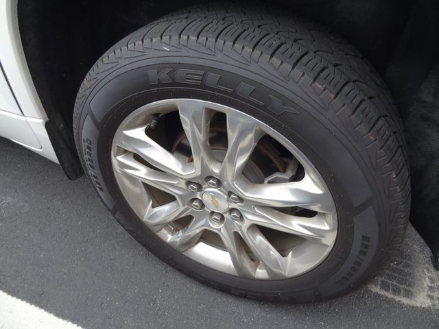 Thumbnail: 2019 Chevrolet Traverse - 4