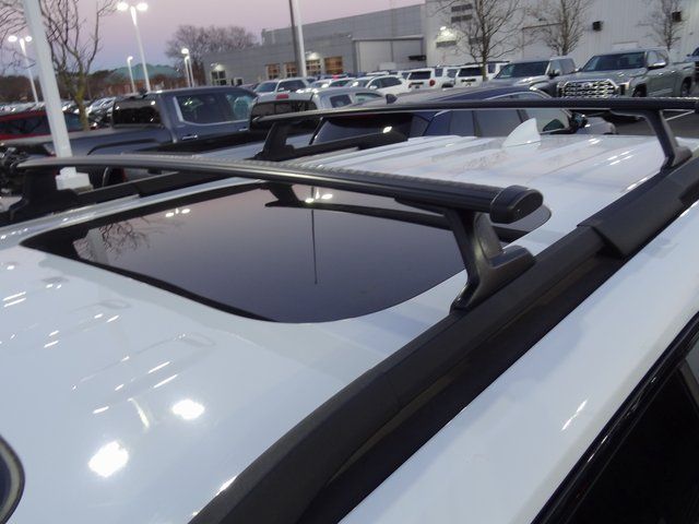 Thumbnail: 2021 Chevrolet Traverse - 18