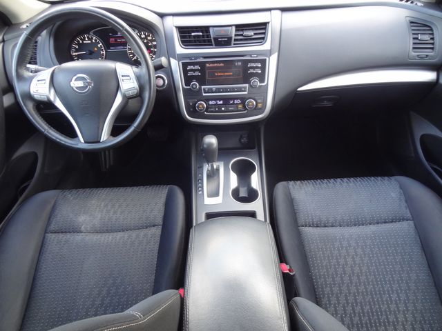 Thumbnail: 2016 Nissan Altima - 2