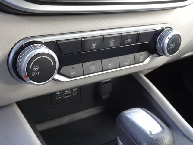 2025 Nissan Altima SV - Photo 16