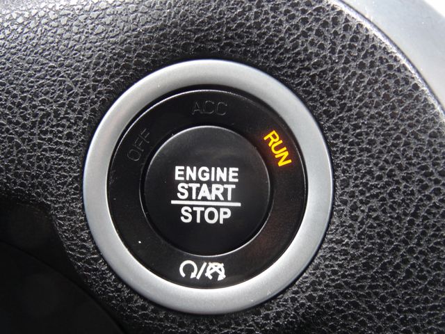 Thumbnail: 2021 Chrysler 300 - 25