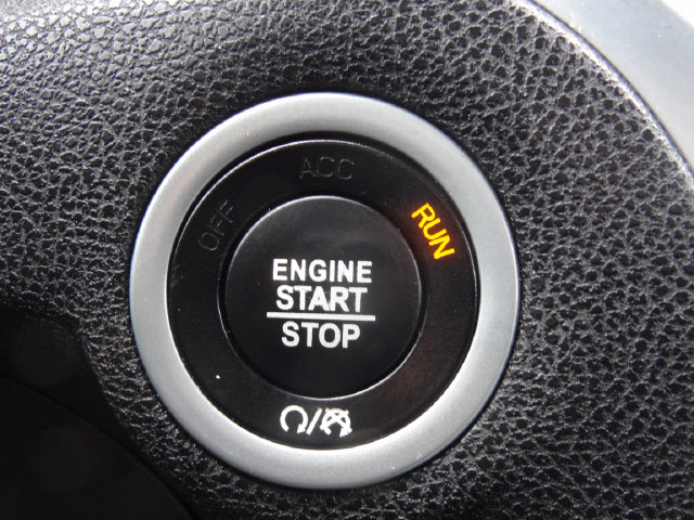 Thumbnail: 2021 Chrysler 300 - 14