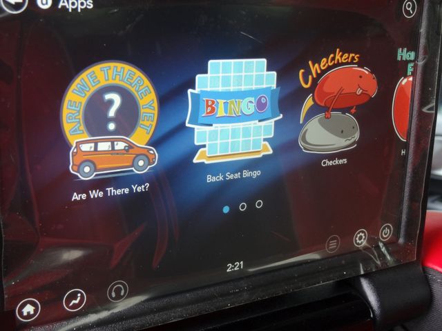 Thumbnail: 2020 Chrysler Pacifica - 18