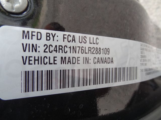 Thumbnail: 2020 Chrysler Pacifica - 14