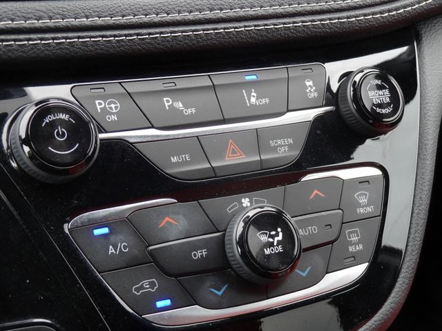 Thumbnail: 2020 Chrysler Pacifica - 38
