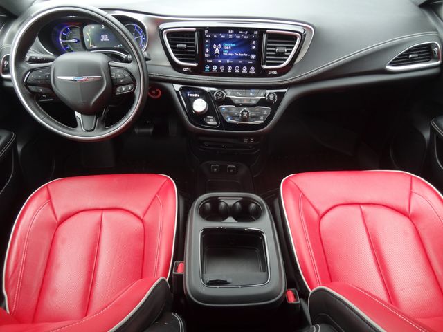 Thumbnail: 2020 Chrysler Pacifica - 2