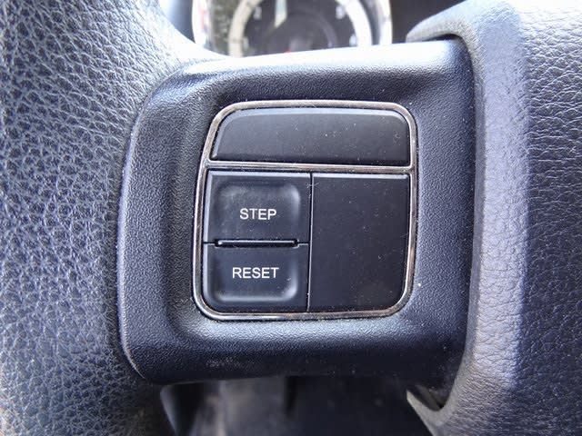 2013 Dodge Grand Caravan SE 16