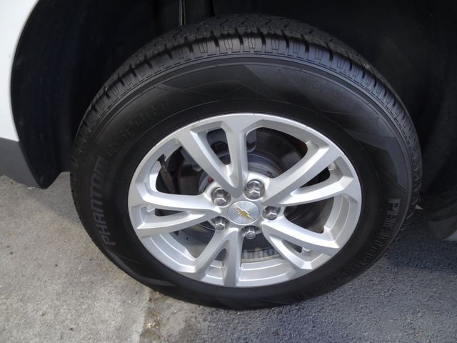 Thumbnail: 2017 Chevrolet Equinox - 21