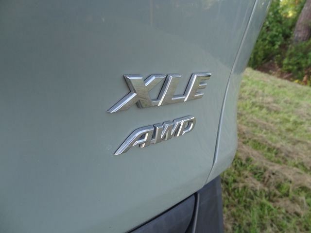 Thumbnail: 2022 Toyota RAV4 - 39