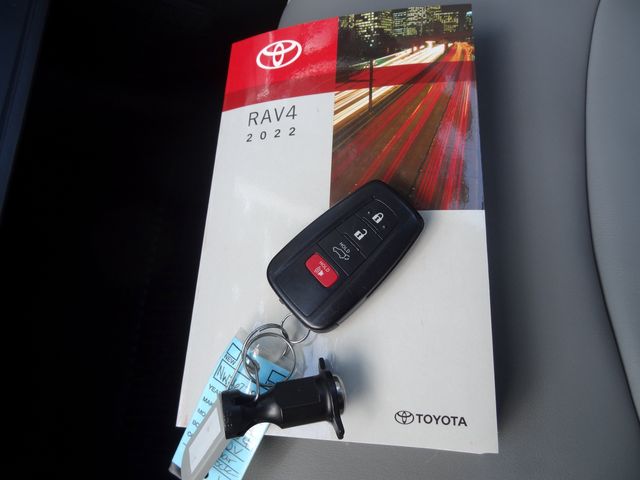 Thumbnail: 2022 Toyota RAV4 - 15