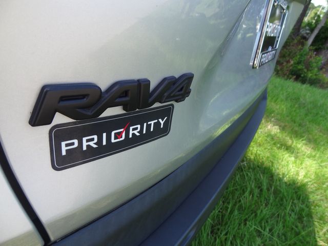 Thumbnail: 2023 Toyota RAV4 - 32