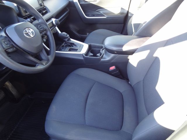 Thumbnail: 2019 Toyota RAV4 - 7