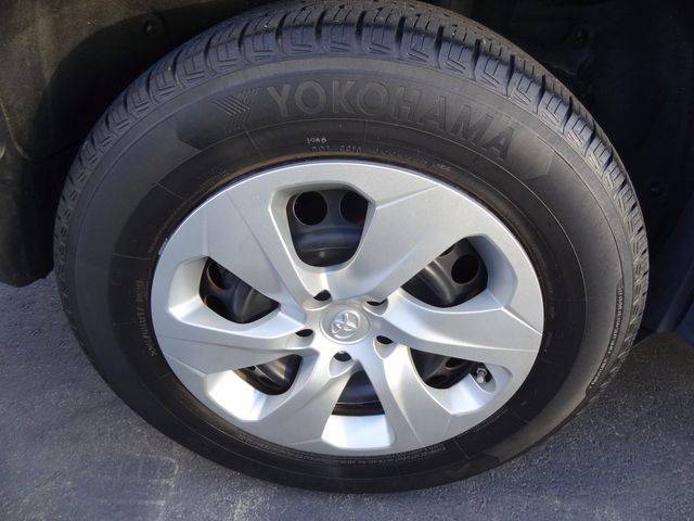 Thumbnail: 2019 Toyota RAV4 - 6