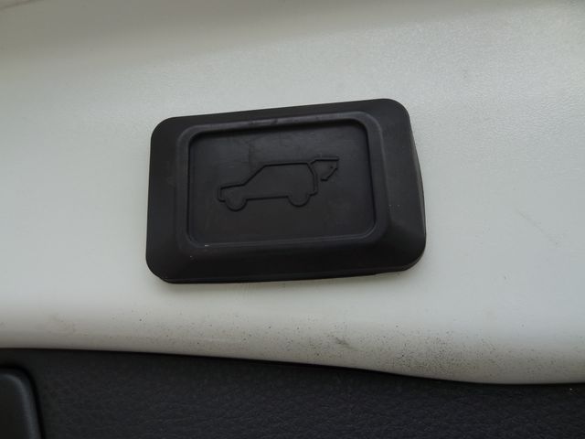 Thumbnail: 2024 Toyota RAV4 - 13
